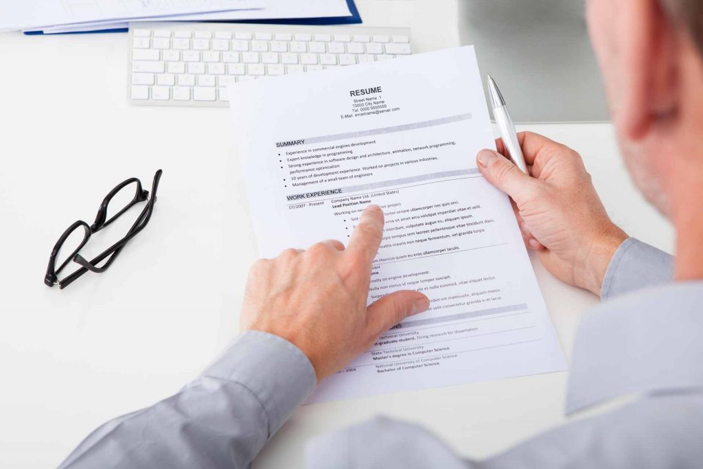 cosa-scrivere-quando-si-allega-un-curriculum - Blog ufficiale dell
